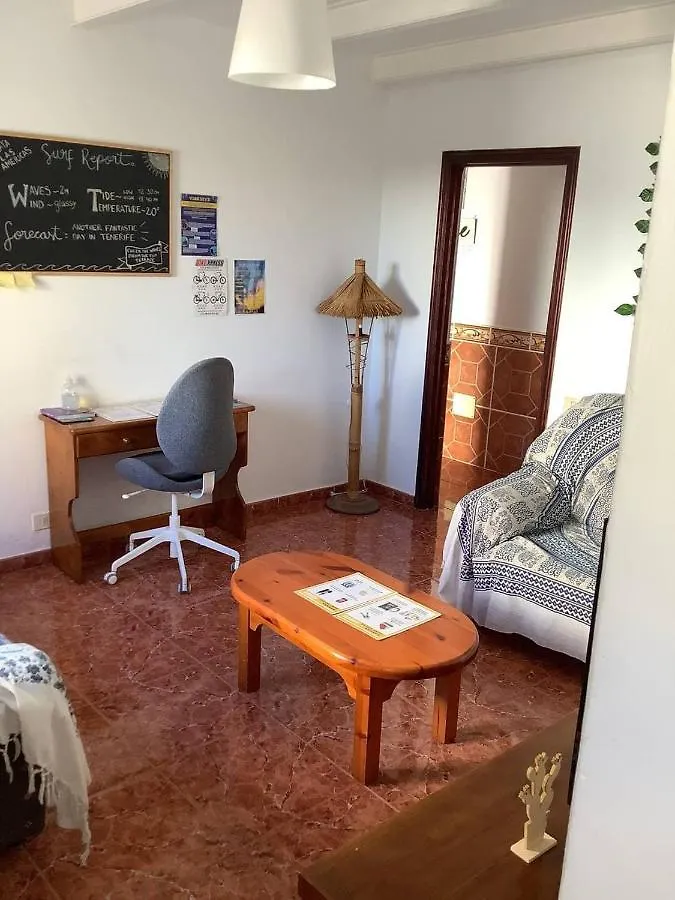 Hotel Banana Surf House Los Cristianos  Gasthof Los Cristianos (Tenerife)