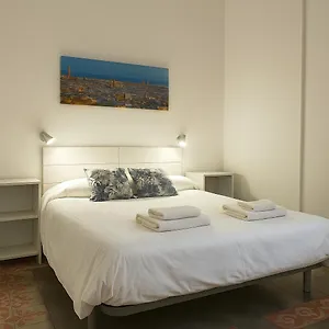 Del Palau 2*, Barcelona Spain